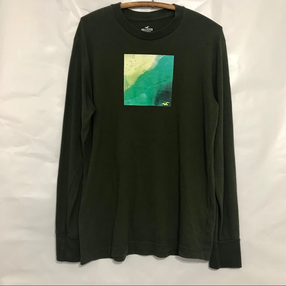 Hollister Long Sleeve Graphic T-Shirt